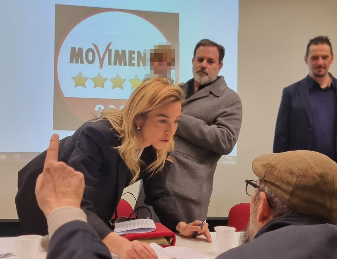 Elezioni comunali, la ‘battaglia’ della comunicazione. Per Silvia Salis è (anche) un marchio di famiglia