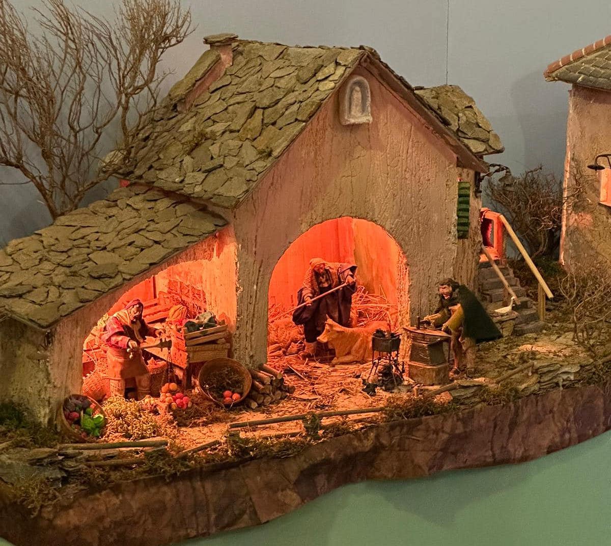 Il presepe di Crevari arriva a Tursi, nell’atrio esposti alcuni moduli con i loro meccanismi storici 