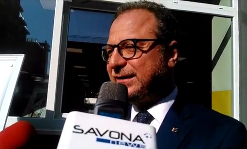 Mulè: &quot;Chi passa con Toti, si guardi allo specchio. Per chi non rispetta Forza Italia, ci saranno ovvie conseguenze politiche&quot;
