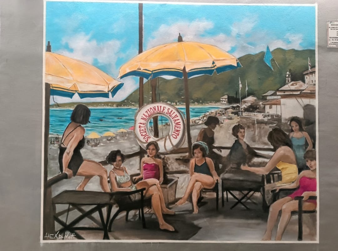 Pra’, i murales di cinque artisti colorano il sottopasso della stazione all’insegna del ‘Come eravamo’
