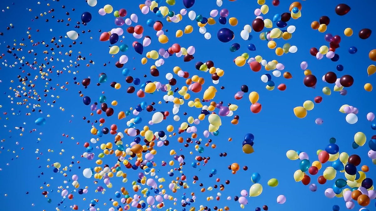 No ai palloncini dispersi nell’atmosfera: il Comune approva la mozione ambientalista No ai palloncini dispersi nell’atmosfera: il Comune approva la mozione ambientalista