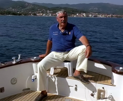 Grande Liguria contro Toti per l'intervista al Corriere: "Codardo attaccare Salvini ora" Grande Liguria contro Toti per l'intervista al Corriere: "Codardo attaccare Salvini ora"