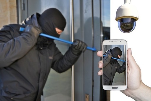 Non ti senti sicuro in casa? Hai paura dei ladri? Ecco come fare per tornare a stare tranquillo senza ansie di furti Non ti senti sicuro in casa? Hai paura dei ladri? Ecco come fare per tornare a stare tranquillo senza ansie di furti