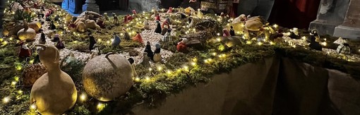 Torna a Piozzo il mercatino di Natale e il presepe con le tipiche zucche (Video) Torna a Piozzo il mercatino di Natale e il presepe con le tipiche zucche (Video)