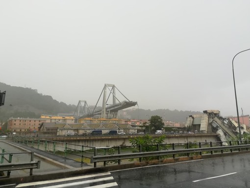 Schema 43, la newco dei Benetton per promuovere l'Opa. Possetti: "Siamo schifati" Schema 43, la newco dei Benetton per promuovere l'Opa. Possetti: "Siamo schifati"