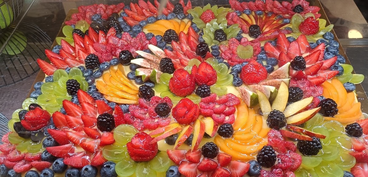 A Sestri Ponente dolcetti ispirati ai manga e focaccia che parla romano – Lavocedigenova.it A Sestri Ponente dolcetti ispirati ai manga e focaccia che parla romano – Lavocedigenova.it