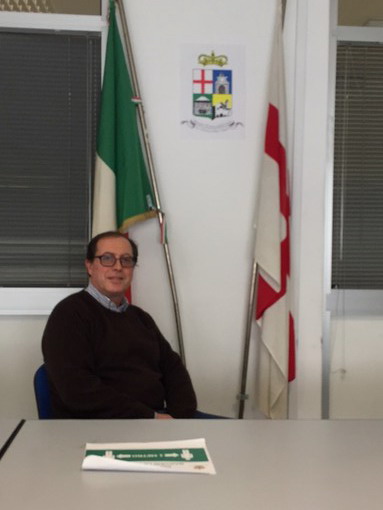 Arriva la mozione di sfiducia per Francesco Vesco, presidente del Municipio VIII Medio Levante Arriva la mozione di sfiducia per Francesco Vesco, presidente del Municipio VIII Medio Levante