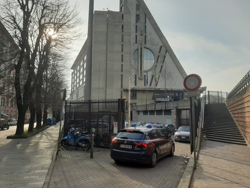 Presunti abusi su una minorenne disabile, 22enne risponde durante l'interrogatorio: disposto accertamento sui cellulari Presunti abusi su una minorenne disabile, 22enne risponde durante l'interrogatorio: disposto accertamento sui cellulari