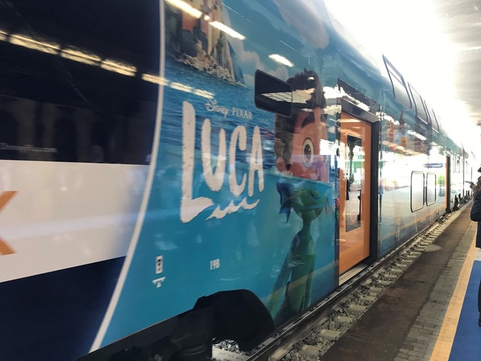 Cinema, presentato "Luca". Assessori Berrino e Cavo: "Grazie al regista Casarosa e a Disney Pixar per aver promosso la Liguria" (FOTO) Cinema, presentato "Luca". Assessori Berrino e Cavo: "Grazie al regista Casarosa e a Disney Pixar per aver promosso la Liguria" (FOTO)