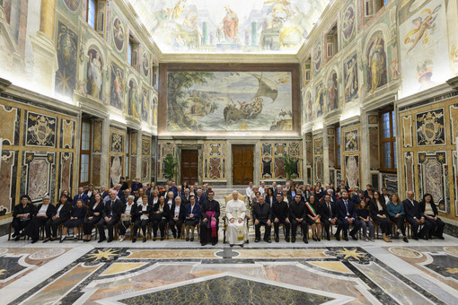 Sant’Olcese in Vaticano: la comunità di Manesseno ricevuta in udienza privata da Papa Leone XIV Sant’Olcese in Vaticano: la comunità di Manesseno ricevuta in udienza privata da Papa Leone XIV
