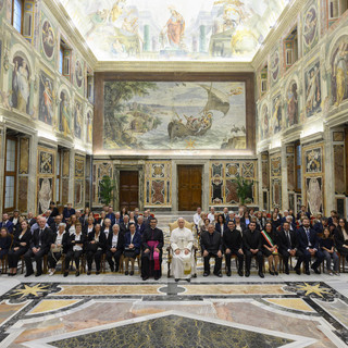 Sant’Olcese in Vaticano: la comunità di Manesseno ricevuta in udienza privata da Papa Leone XIV Sant’Olcese in Vaticano: la comunità di Manesseno ricevuta in udienza privata da Papa Leone XIV