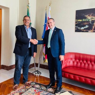 Regione Liguria, il presidente Toti incontra l'ambasciatore della Georgia Konstantine Surgulazde
