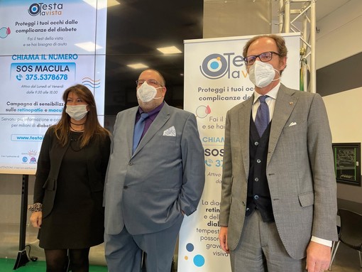 "Testa la vista" il metodo fai da te per prevenire maculopatia e retinopatie (Video)