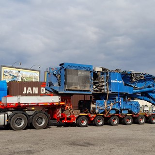 Demolizione della Diga di Begato: arrivata la gru da 60 metri