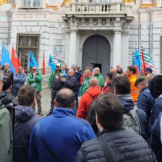 Porto, più sicurezza per i lavoratori: dopo l’assemblea nasce il tavolo permanente con Paroli