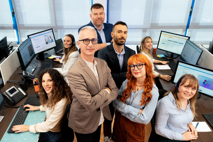 Ehiweb accelera nel 2025: crescita a doppia cifra, più fibra, più VoIP e una strategia che unisce infrastruttura e cultura digitale