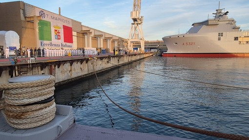I cantieri Mariotti debuttano nella Marina Militare: varata la nave Olterra