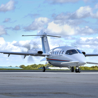 Vendita Piaggio Aerospace, Lega: "Necessarie idonee garanzie su mantenimento livelli occupazionali a Villanova e Sestri Ponente" Vendita Piaggio Aerospace, Lega: "Necessarie idonee garanzie su mantenimento livelli occupazionali a Villanova e Sestri Ponente"