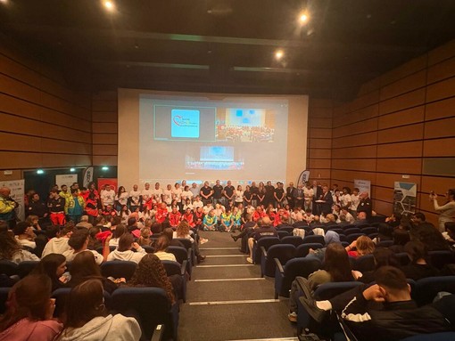 "Viva Liguria cardioprotetta": 1.200 studenti a lezione di primo soccorso "Viva Liguria cardioprotetta": 1.200 studenti a lezione di primo soccorso