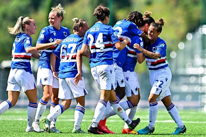 Niente Serie B per la Sampdoria Women, l'annuncio del club: "Scelta complessa e dolorosa, maturata nel contesto di sostenibilità finanziaria" Niente Serie B per la Sampdoria Women, l'annuncio del club: "Scelta complessa e dolorosa, maturata nel contesto di sostenibilità finanziaria"