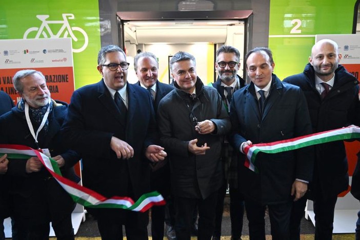 Terzo valico, inaugurati oggi i primi 8,5 chilometri della nuova linea ferroviaria Tortona-Novi Terzo valico, inaugurati oggi i primi 8,5 chilometri della nuova linea ferroviaria Tortona-Novi