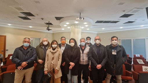 Manifestazione Fipe-Confcommercio, il commento di Toti: "Apriamo tavolo coordinamento con categorie per sostegni economici"