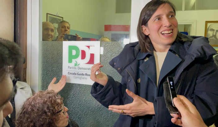 Cornigliano, Elly Schlein inaugura il nuovo circolo del Pd e fa tappa all’ex Ilva: “Preoccupati per l’assenza di un piano industriale” (Video)