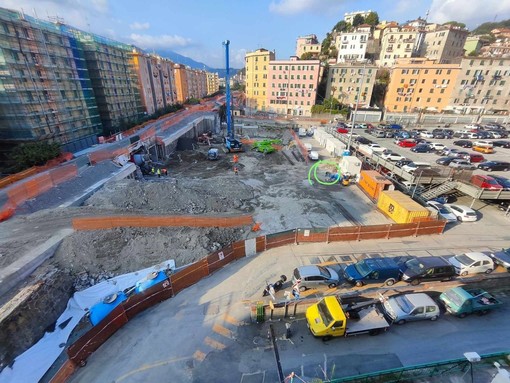 Vivere in mezzo ai cantieri: a Certosa si può. I cittadini: &quot;Assediati da rumore e polveri sottili&quot;