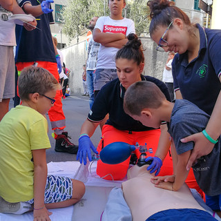 Pontedecimo, un marzo ricco di incontri formativi nelle scuole: la virtuosa iniziativa della Croce Verde