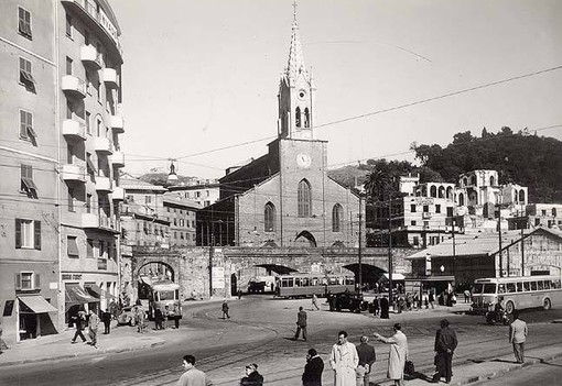 Una foto storica del quartiere di Dinegro a Genova che si avvia a cambiare nome