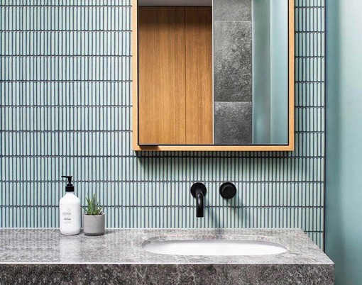 Il bagno: scegli i colori alla moda