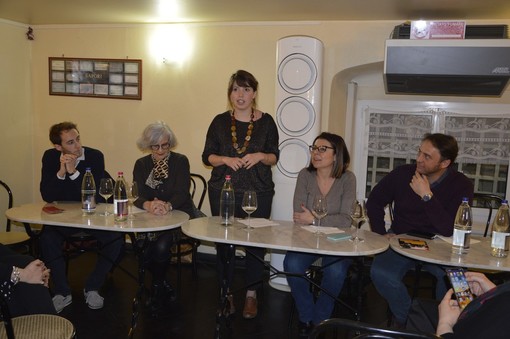 Primarie Pd: l'onorevole Paola De Micheli a Genova per presentare i candidati a sostegno di Zingaretti Primarie Pd: l'onorevole Paola De Micheli a Genova per presentare i candidati a sostegno di Zingaretti