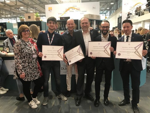 5StarWines: il Concorso di Vinitaly premia 5 aziende liguri 5StarWines: il Concorso di Vinitaly premia 5 aziende liguri