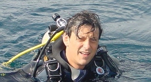 Il biologo marino: "Molto probabilmente troveranno i corpi ancora integri" Il biologo marino: "Molto probabilmente troveranno i corpi ancora integri"