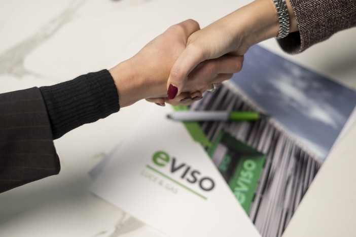 eVISO cerca consulenti commerciali sul territorio: spazio a persone motivate, pronte a crescere nel settore luce e gas eVISO cerca consulenti commerciali sul territorio: spazio a persone motivate, pronte a crescere nel settore luce e gas