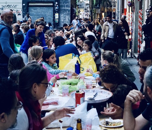 'Chi mangia insieme, resta insieme': chiuse le prenotazioni per la Cena Condivisa 2026