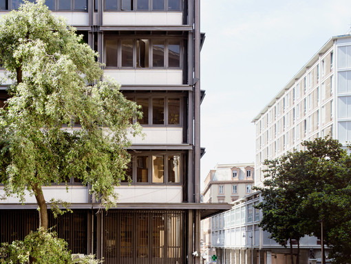 “Architettura moderna a Genova: Palazzo di Giustizia” con Luigi Mandraccio martedì 17 maggio alle Letture Scientifiche