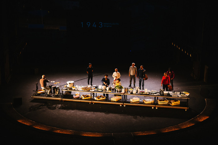 Resistere e Creare: alla Tosse il mondo si racconta attraverso il corpo, la parola e la memoria