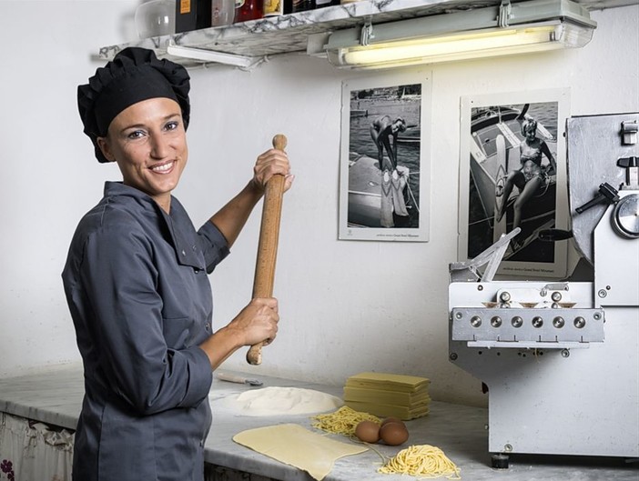 8 Marzo, Margherita Olivieri e l’amore per l’arte culinaria: dalle ricette della nonna alla cucina di Cracco 8 Marzo, Margherita Olivieri e l’amore per l’arte culinaria: dalle ricette della nonna alla cucina di Cracco