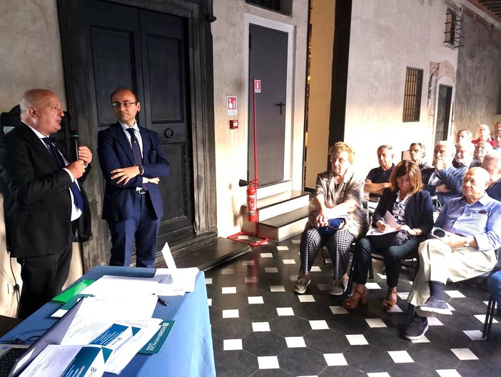 Pochi manager nelle aziende liguri, l’allarme di Federmanager: "Solo 400 su 9.700 sono strutturate" Pochi manager nelle aziende liguri, l’allarme di Federmanager: "Solo 400 su 9.700 sono strutturate"