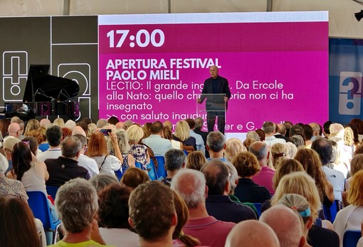Camogli saluta il Festival della Comunicazione: 45mila presenze e oltre 600mila visualizzazioni in streaming Camogli saluta il Festival della Comunicazione: 45mila presenze e oltre 600mila visualizzazioni in streaming