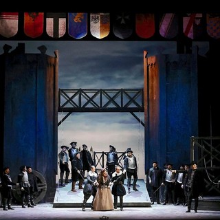 Carlo Felice, successo trionfale per Il trovatore: dieci minuti di applausi per Verdi