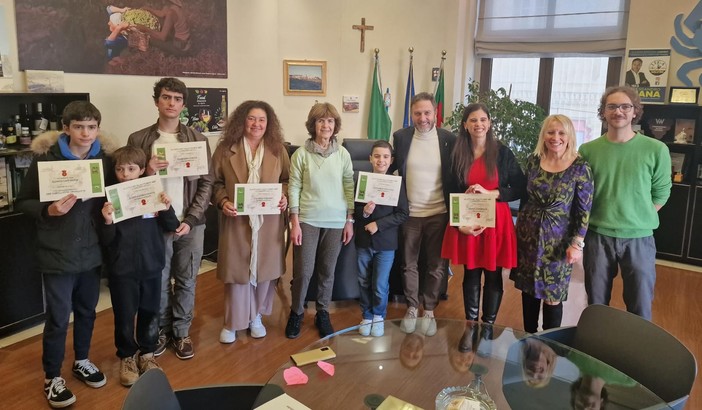 Il vicepresidente Piana ha premiato i vincitori del concorso "Scattiamo...in fattoria"