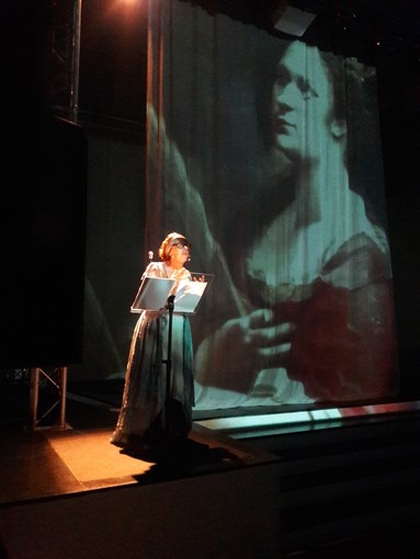 Festival dell'Eccellenza al Femminile: appuntamento online venerdì 5 marzo alle 18 con Laura Curino Festival dell'Eccellenza al Femminile: appuntamento online venerdì 5 marzo alle 18 con Laura Curino