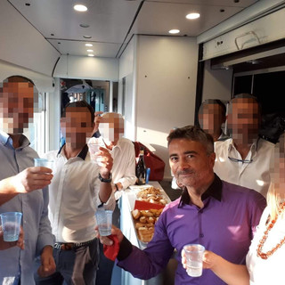 Martini Dry? Gin Fizz? Negroni? Sbagliato! È l’Aperi-Treno!