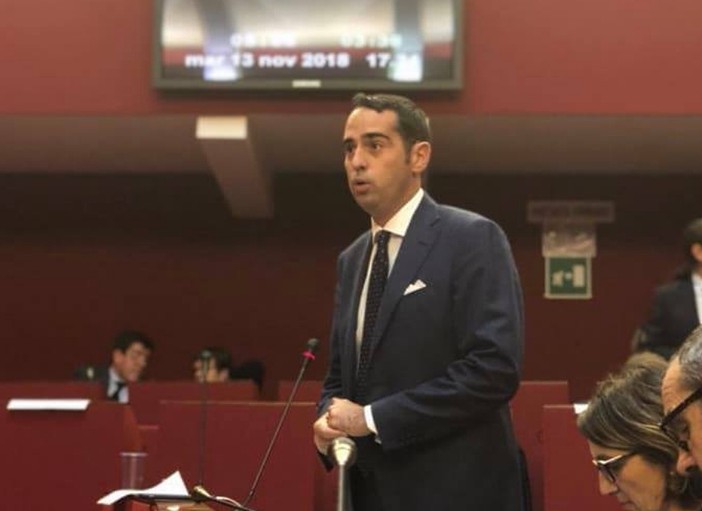 Pandolfo (Pd): “Presentata a novembre una mozione per intitolare la sala rossa a Piero Calamandrei”