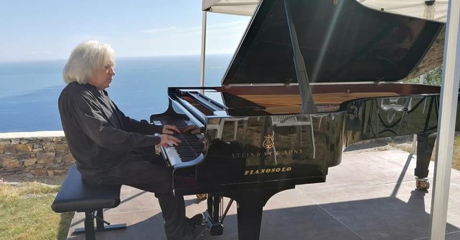Il ritorno in Liguria di Adolfo Barabino, pianista acclamato all’estero: “Sono felice di essere a casa”