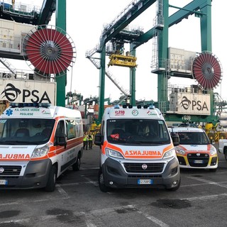Container contaminato e demolizioni, a Palmaro scoppiano le proteste (VIDEO)