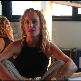 Dal palcoscenico al set, Alice Arcuri: "Recitare è la mia vita ed è indagare l'uomo"