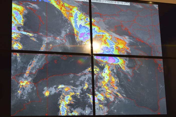 Allerta prolungata in Liguria: "Sarà un pomeriggio lungo" Allerta prolungata in Liguria: "Sarà un pomeriggio lungo"